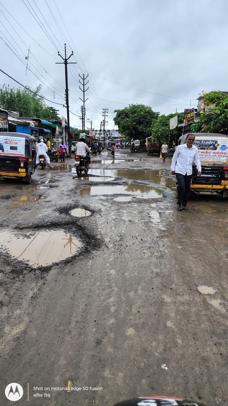 प्रभाग १६ : सारे गाव मामाचं… पण एक नाही कामाचं !