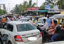 परभणी अनलॉक २ : शहरात अनेक ठिकाणी रहदारीची कोंडी !!! अतिक्रमणे